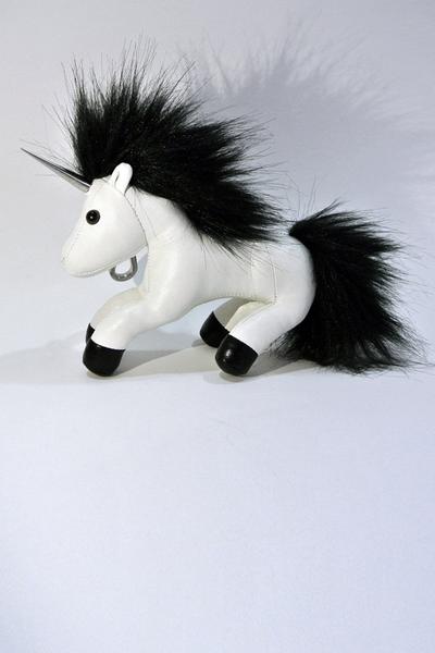 XIAO XIAO BAI - UNICORNS BAG CHARM