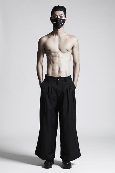 Wide leg pants
